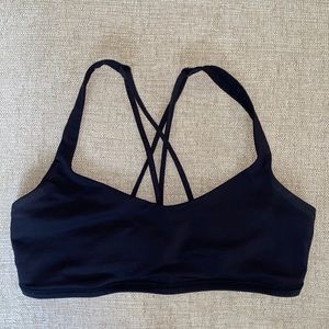 Lululemon Free to Be Bra